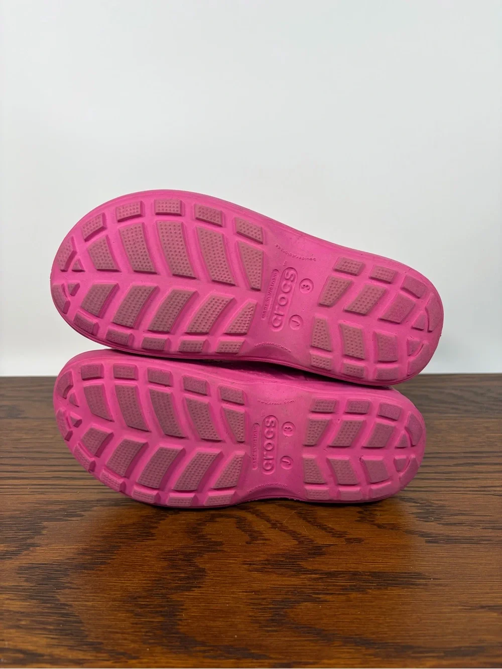 Crocs Kids Handle It Pink Rain Boots Size J3 Waterproof Lightweight Pull-On